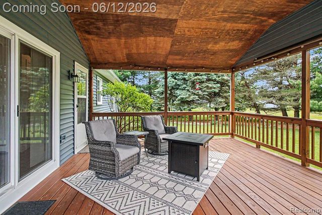 10186 Converse Road, Fowlerville, MI 48836