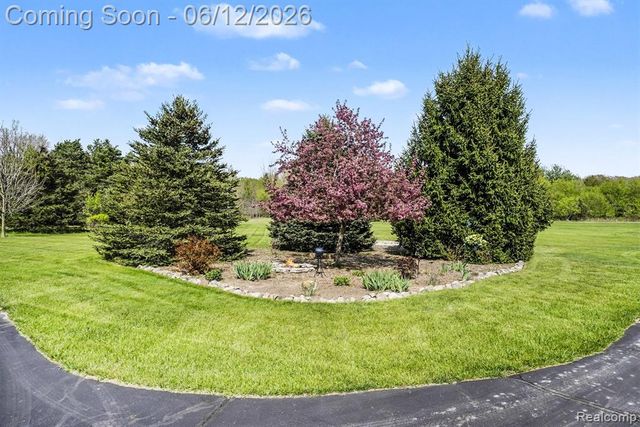 10186 Converse Road, Fowlerville, MI 48836