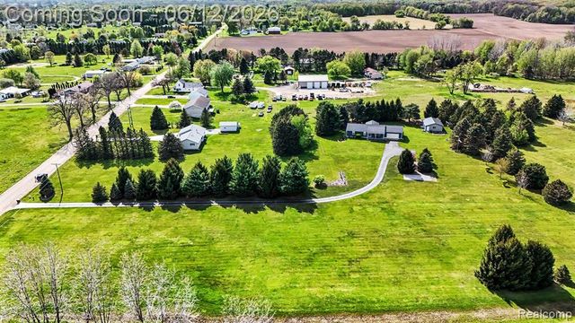 10186 Converse Road, Fowlerville, MI 48836