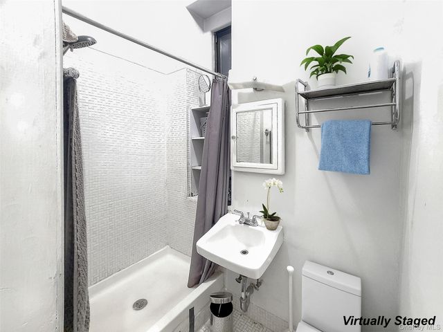 342 W 56th Street 1E, New York (manhattan), NY 10019