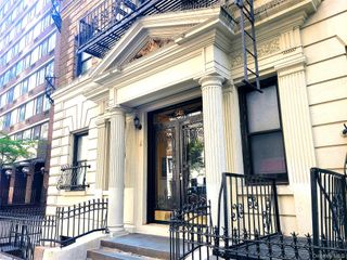 342 W 56th Street 1E, New York (manhattan), NY 10019