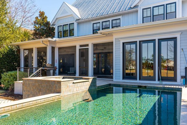 199 Ithecaw Creek Street, Charleston, SC 29492