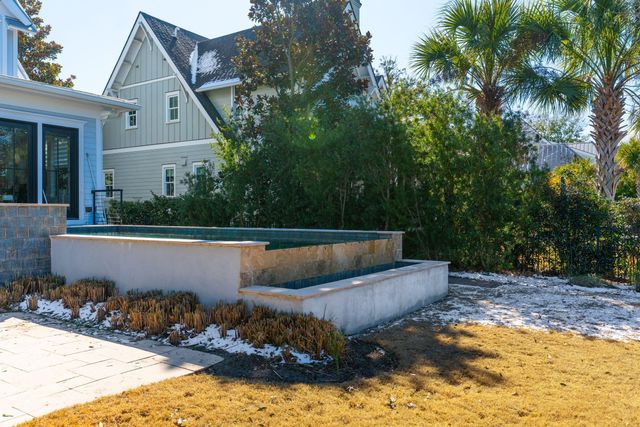 199 Ithecaw Creek Street, Charleston, SC 29492