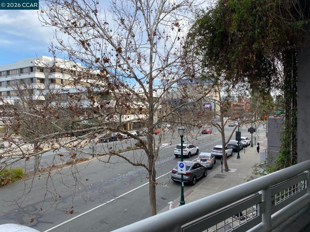 Image 20 of property listing at 1655 1655 N California Blvd 101, Walnut Creek, CA 94596