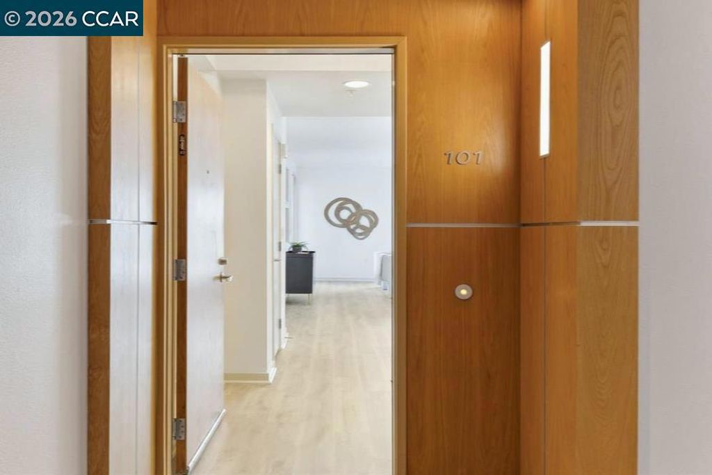 Image 22 of property listing at 1655 1655 N California Blvd 101, Walnut Creek, CA 94596