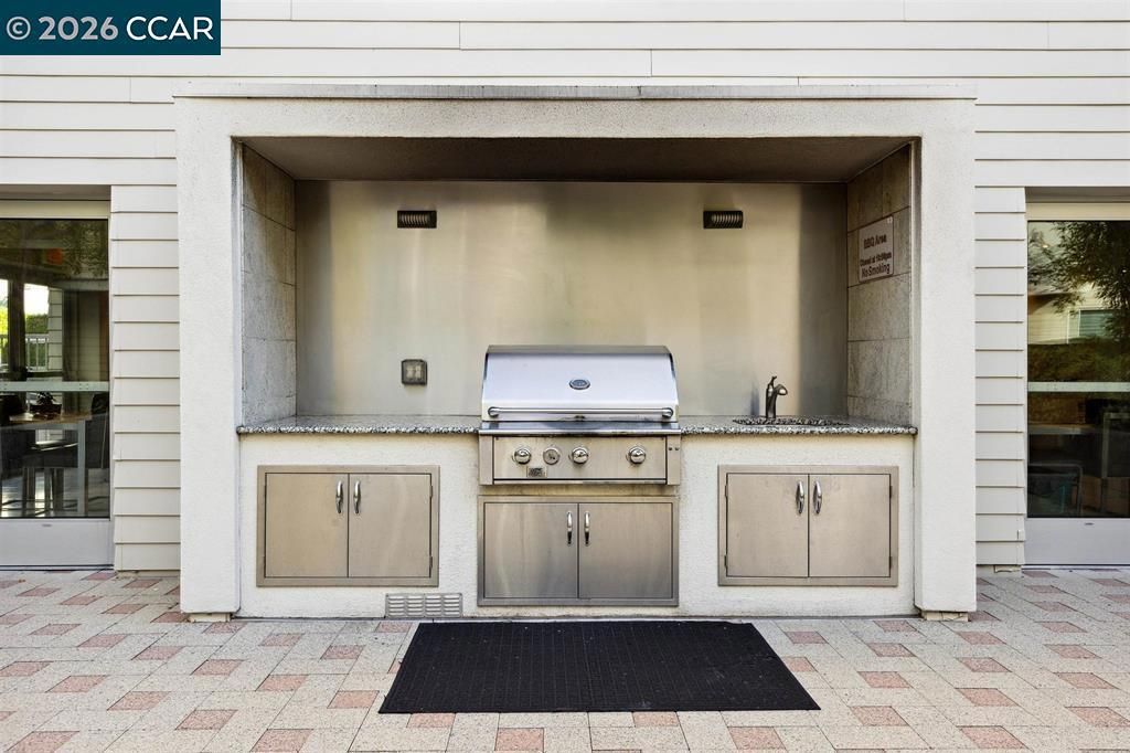 Image 28 of property listing at 1655 1655 N California Blvd 101, Walnut Creek, CA 94596