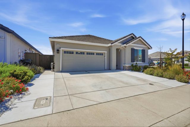 6033 Orange Tip Way, Roseville, CA 95747