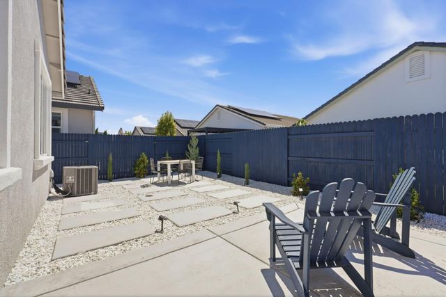 6033 Orange Tip Way, Roseville, CA 95747