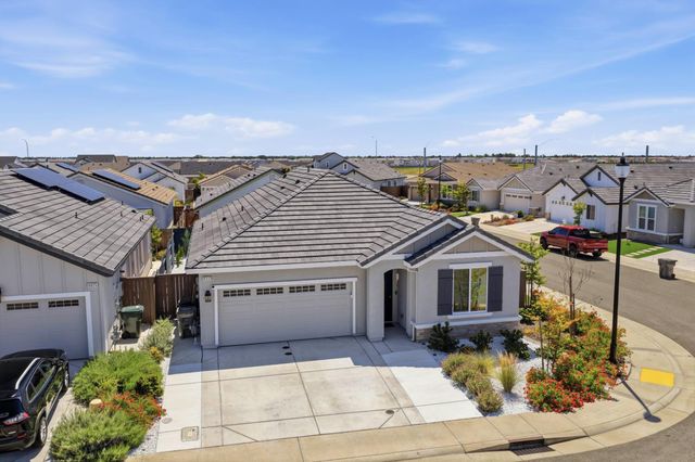 6033 Orange Tip Way, Roseville, CA 95747
