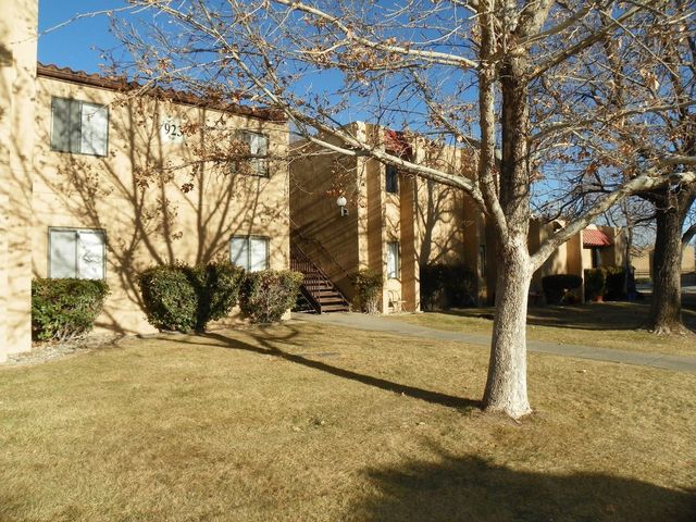 923 Country Club Drive SE APT F, Rio Rancho, NM 87124
