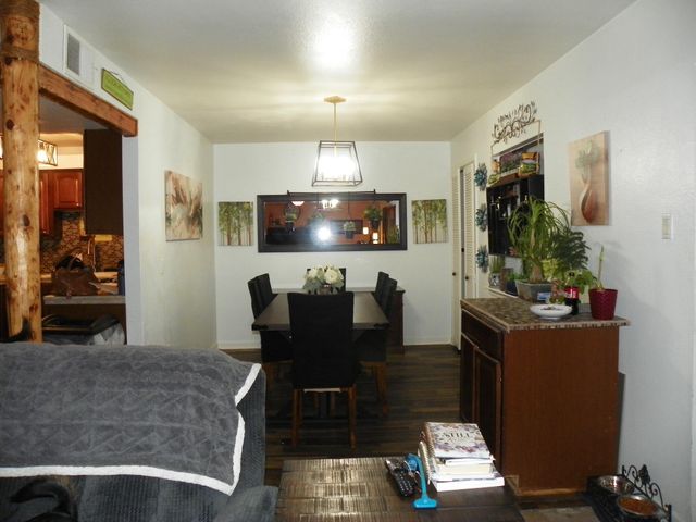 923 Country Club Drive SE APT F, Rio Rancho, NM 87124