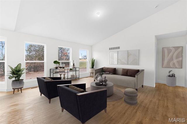 1 TBB Sydney@ The Highlands, Washington, MO 63090