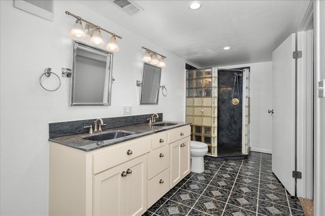 8204 E Augusta Ave, Spokane Valley, WA 99212