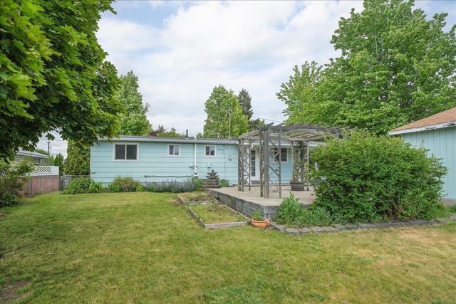 8204 E Augusta Ave, Spokane Valley, WA 99212