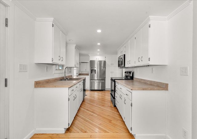 8204 E Augusta Ave, Spokane Valley, WA 99212
