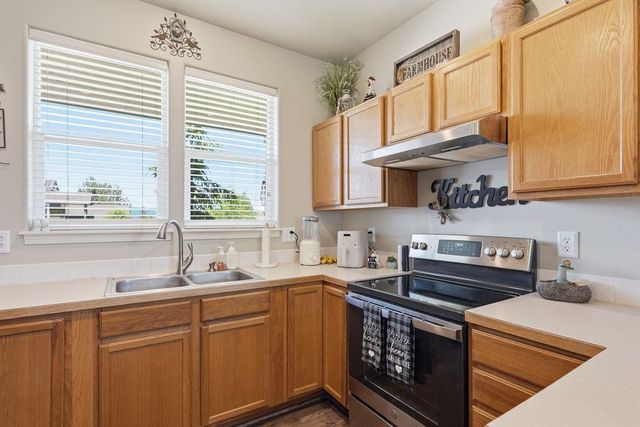 17632 E 4th Ave, Greenacres, WA 99016