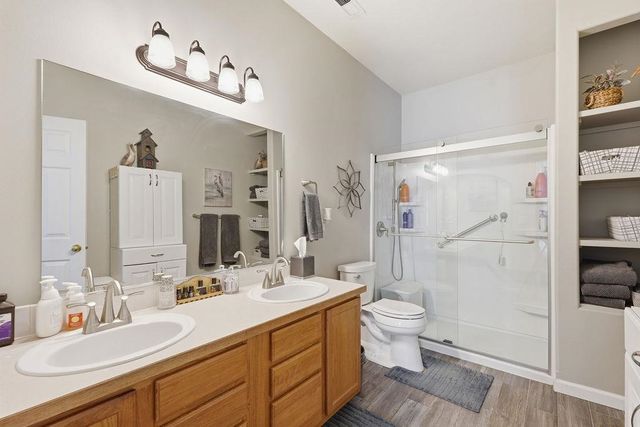 17632 E 4th Ave, Greenacres, WA 99016