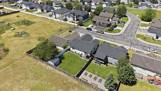 17632 E 4th Ave, Greenacres, WA 99016