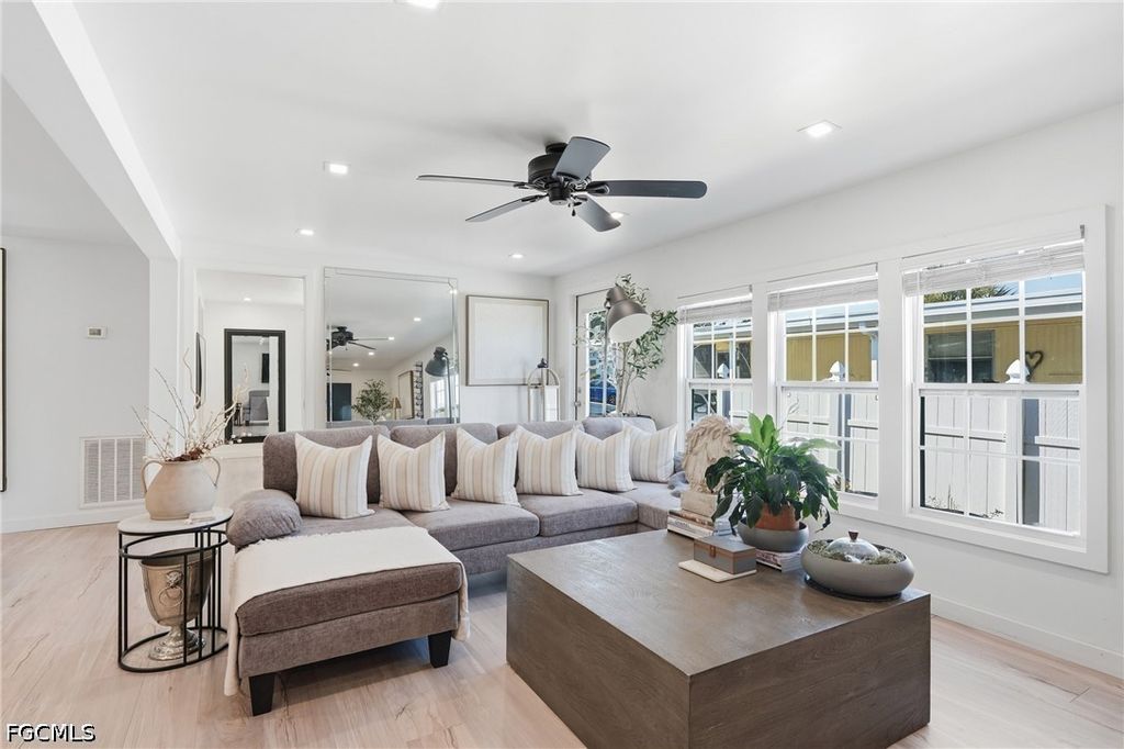 24850 Windward BLVD, Bonita Springs, FL 34134