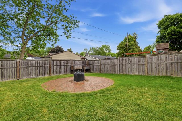 148 Shelly DRIVE, Sheboygan Falls, WI 53085