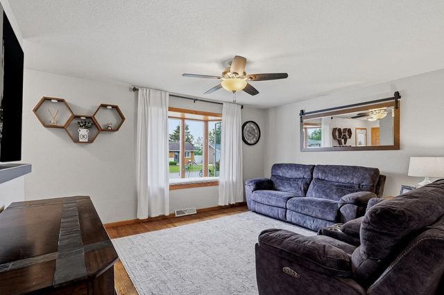 148 Shelly DRIVE, Sheboygan Falls, WI 53085