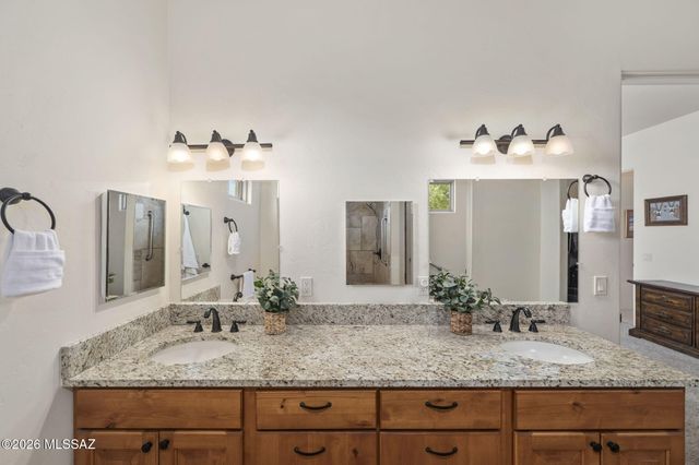 45 High View Court, Tubac, AZ 85646
