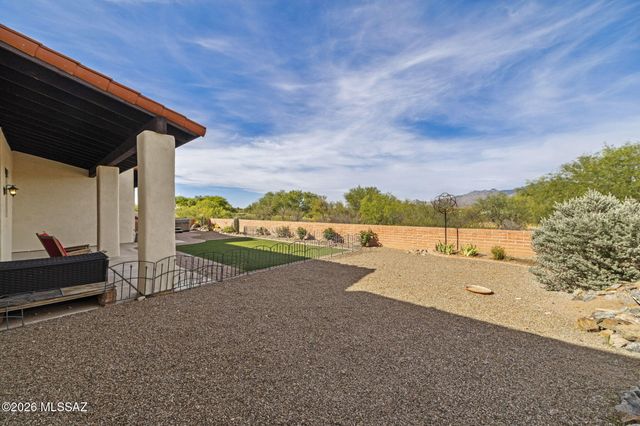 45 High View Court, Tubac, AZ 85646