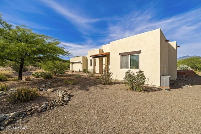 45 High View Court, Tubac, AZ 85646