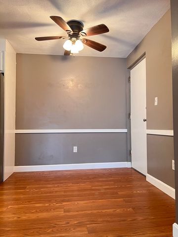 40 Colonial Dr. 8, Andover, MA 01810