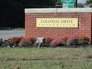 40 Colonial Dr. 8, Andover, MA 01810