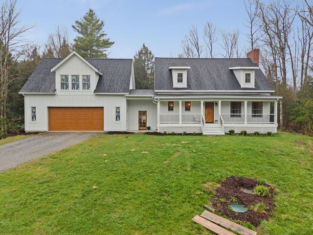 163 E Countryside Road, Waterbury, VT 05676