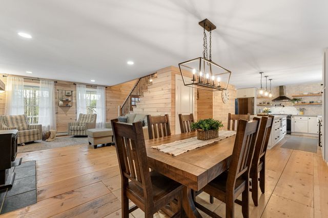 163 E Countryside Road, Waterbury, VT 05676