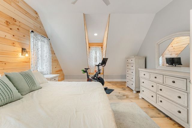 163 E Countryside Road, Waterbury, VT 05676