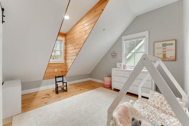 163 E Countryside Road, Waterbury, VT 05676