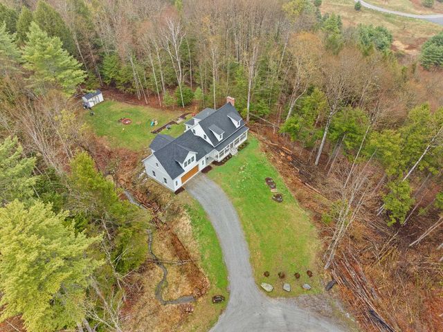 163 E Countryside Road, Waterbury, VT 05676