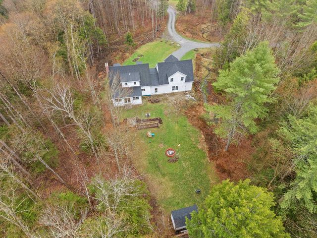 163 E Countryside Road, Waterbury, VT 05676