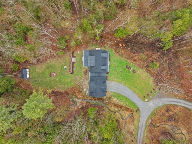 163 E Countryside Road, Waterbury, VT 05676
