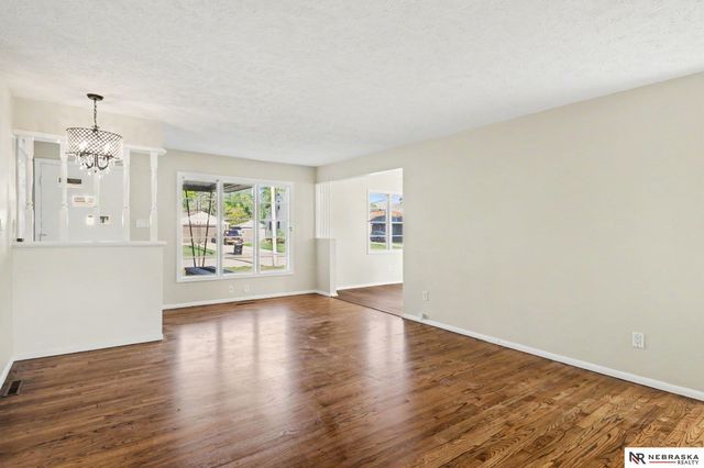 416 N Clarmar Avenue, Fremont, NE 68025