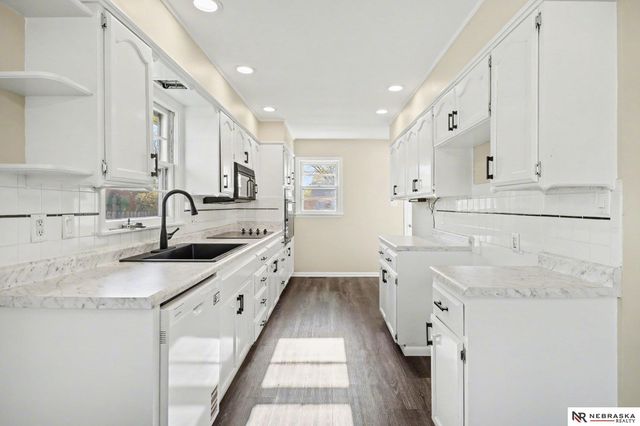 416 N Clarmar Avenue, Fremont, NE 68025