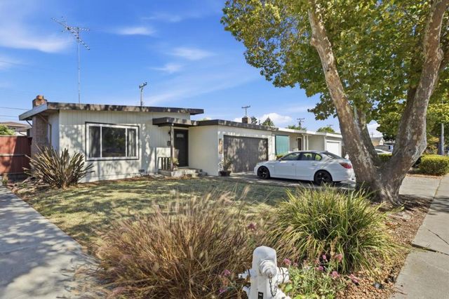 1223 Kiely Boulevard, Santa Clara, CA 95051