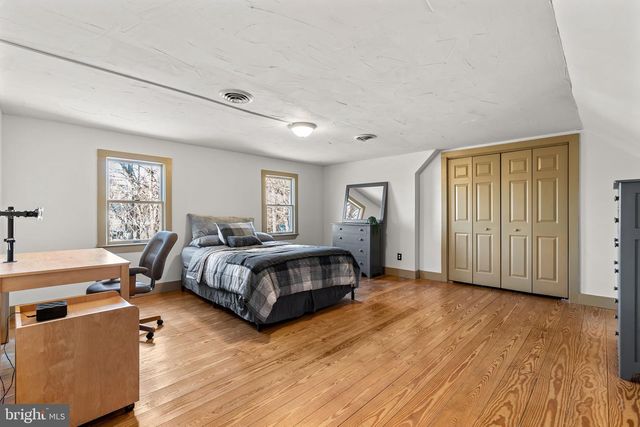 2472 FAIRWAY OAKS CT, Hampstead, MD 21074