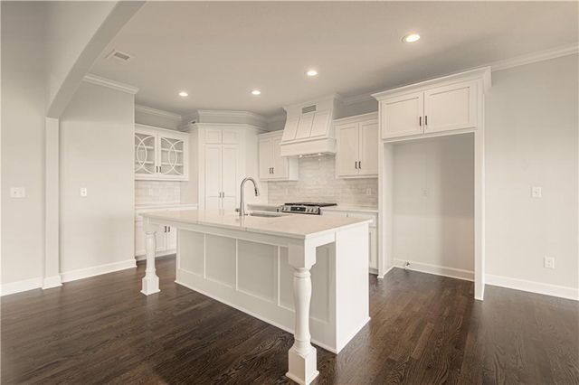 4810 NE 105th Street, Kansas City, MO 64156