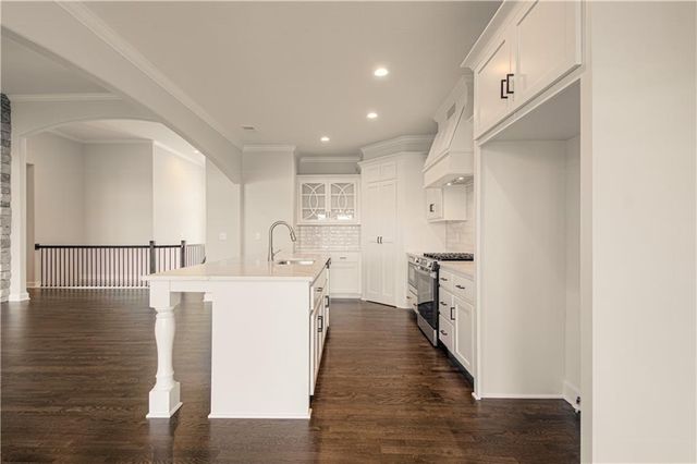 4810 NE 105th Street, Kansas City, MO 64156