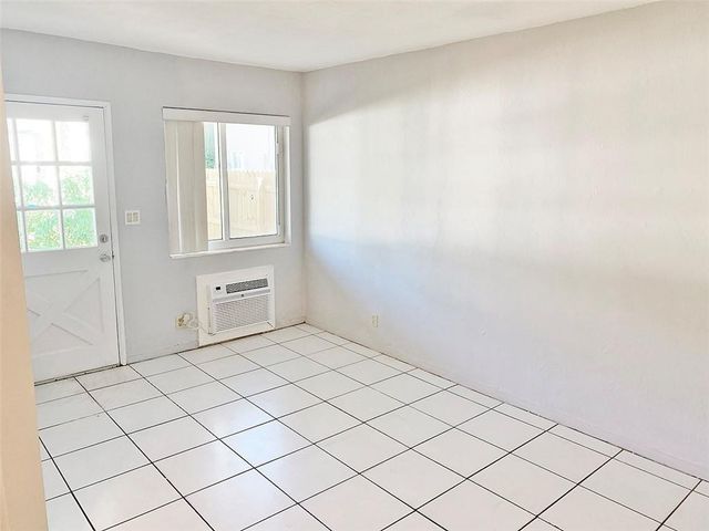 1958 Liberty Street 2, Hollywood, FL 33020