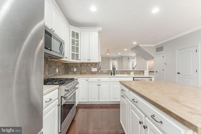 510 OLD LANCASTER RD, Haverford, PA 19041