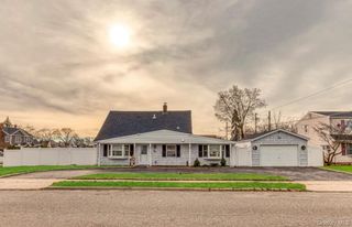 70 Sycamore Lane, Levittown, NY 11756