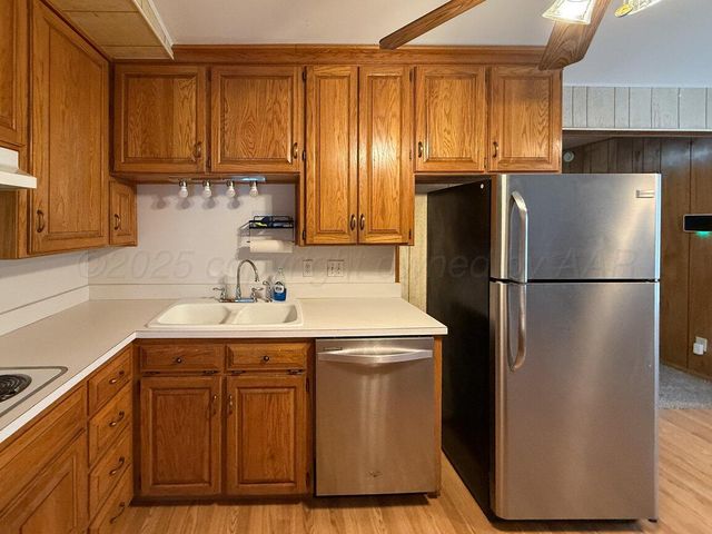 1133 Elmore Street, Borger, TX 79007