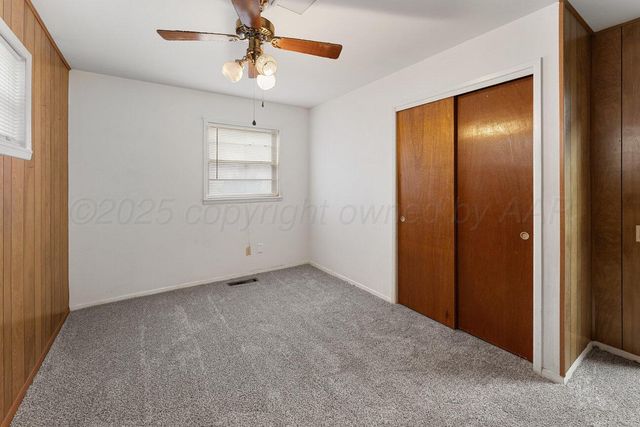 1133 Elmore Street, Borger, TX 79007