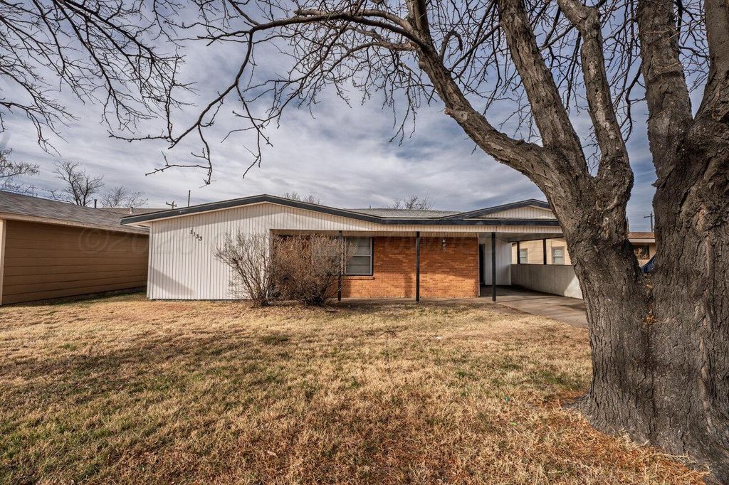 1133 Elmore Street, Borger, TX 79007