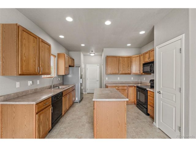10832 Darneal Dr, Fountain, CO 80817